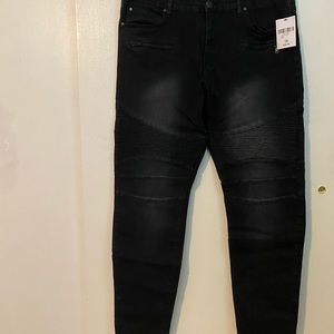 *FINAL SALE* F21+ Black Moto Jeans